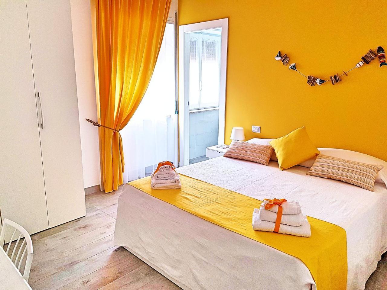 Bed and Breakfast #Zonaporto Neapel Exterior foto
